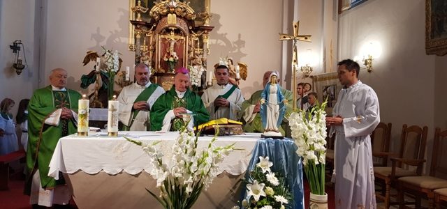 Proslavljen blagdan Kraljice Krunice i dan bolesnika te medicinskog osoblja u župi Proslavljen blagdan Kraljice Krunice i dan bolesnika te medicinskog osoblja u župi